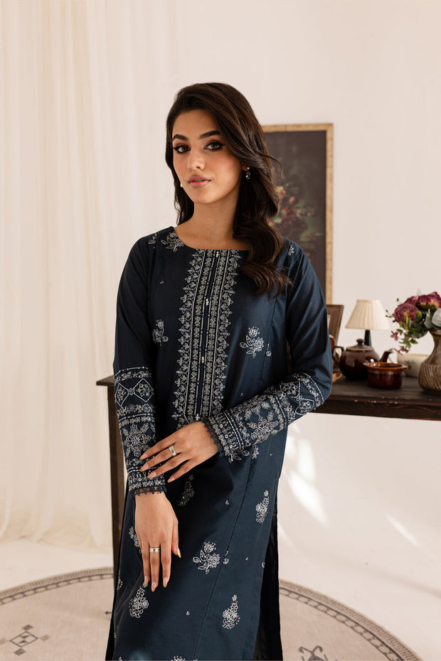 Vino 2Pc - Embroidered Khaddar Dress