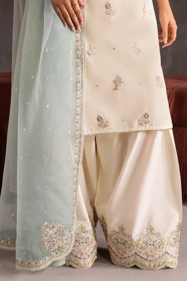 Creamy 3pc - Embroidered Khaddar Pret