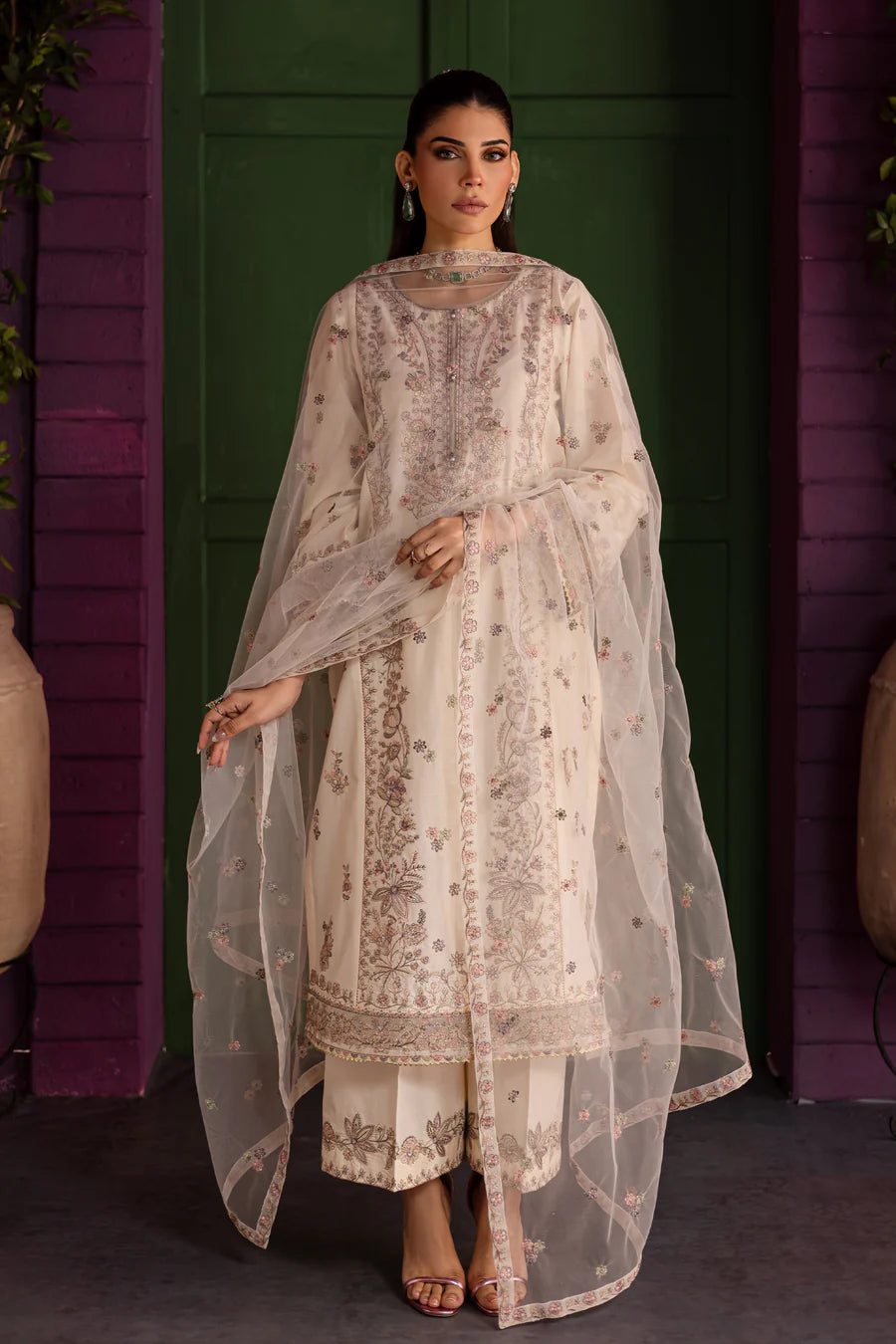 Swan 3pc - Embroidered khaddar Pret