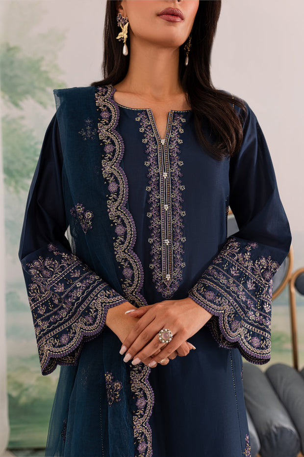 Apollo 3Pc - Embroidered Khaddar Dress