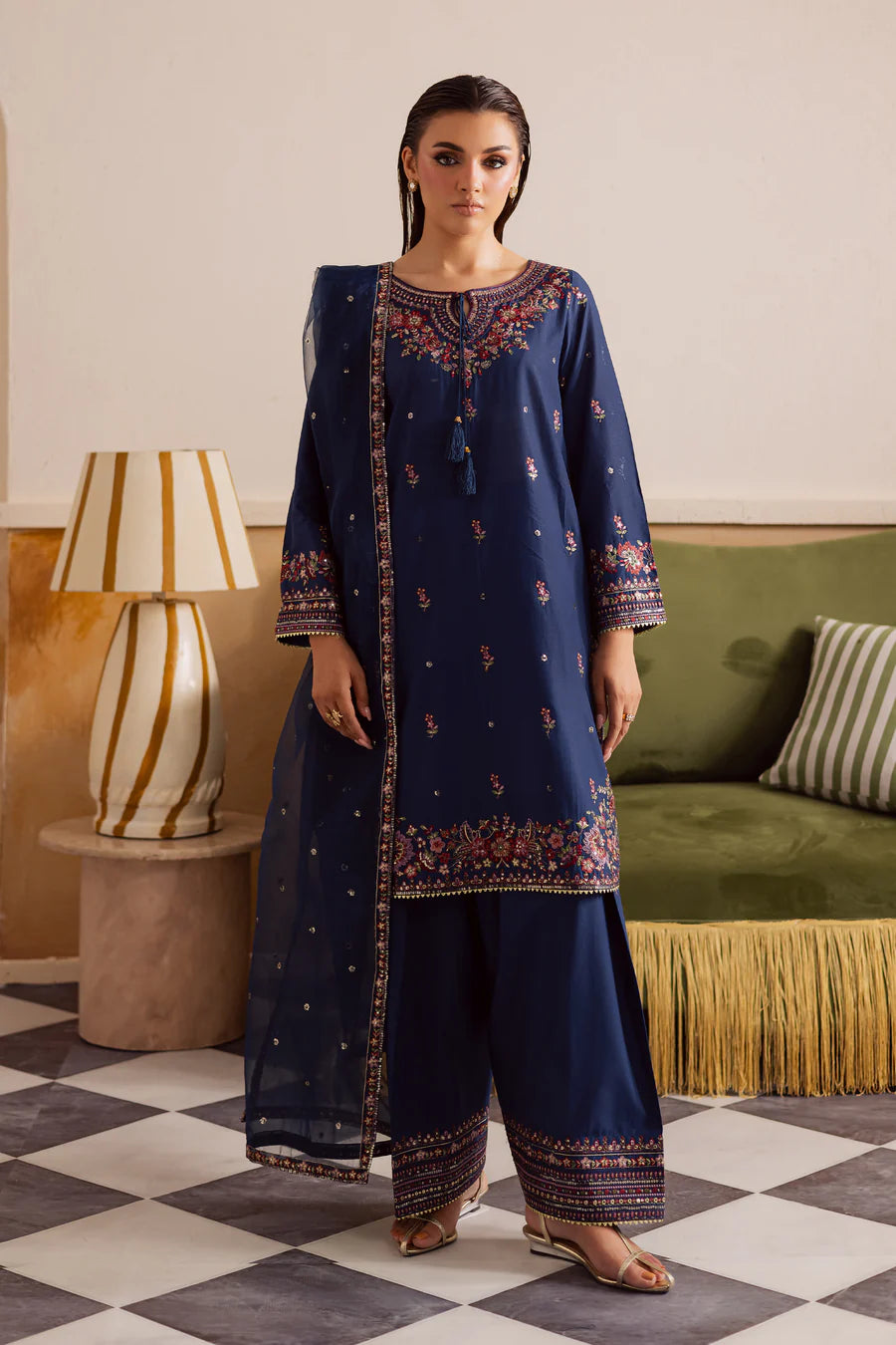 Raisa 3Pc - Embroidered khaddar Pret
