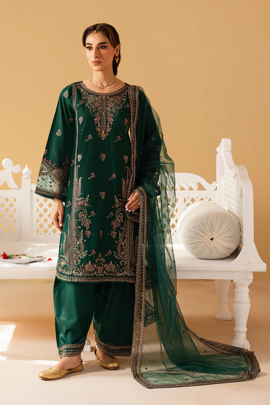 Gulmeena 3Pc- Embroidered khaddar Dress