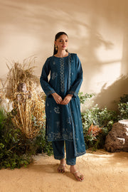 Rawina Dorcy 3Pc - Embroidered Khaddar Dress