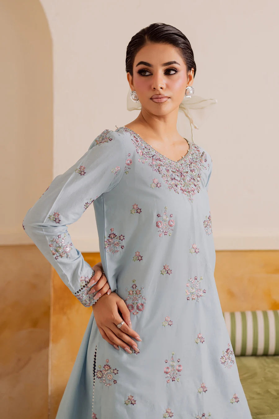 Badal 2Pc - Embroidered khaddar Pret